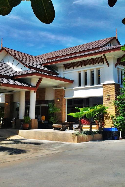Ariya Inn Chiangrai Chiang Rai Extérieur photo